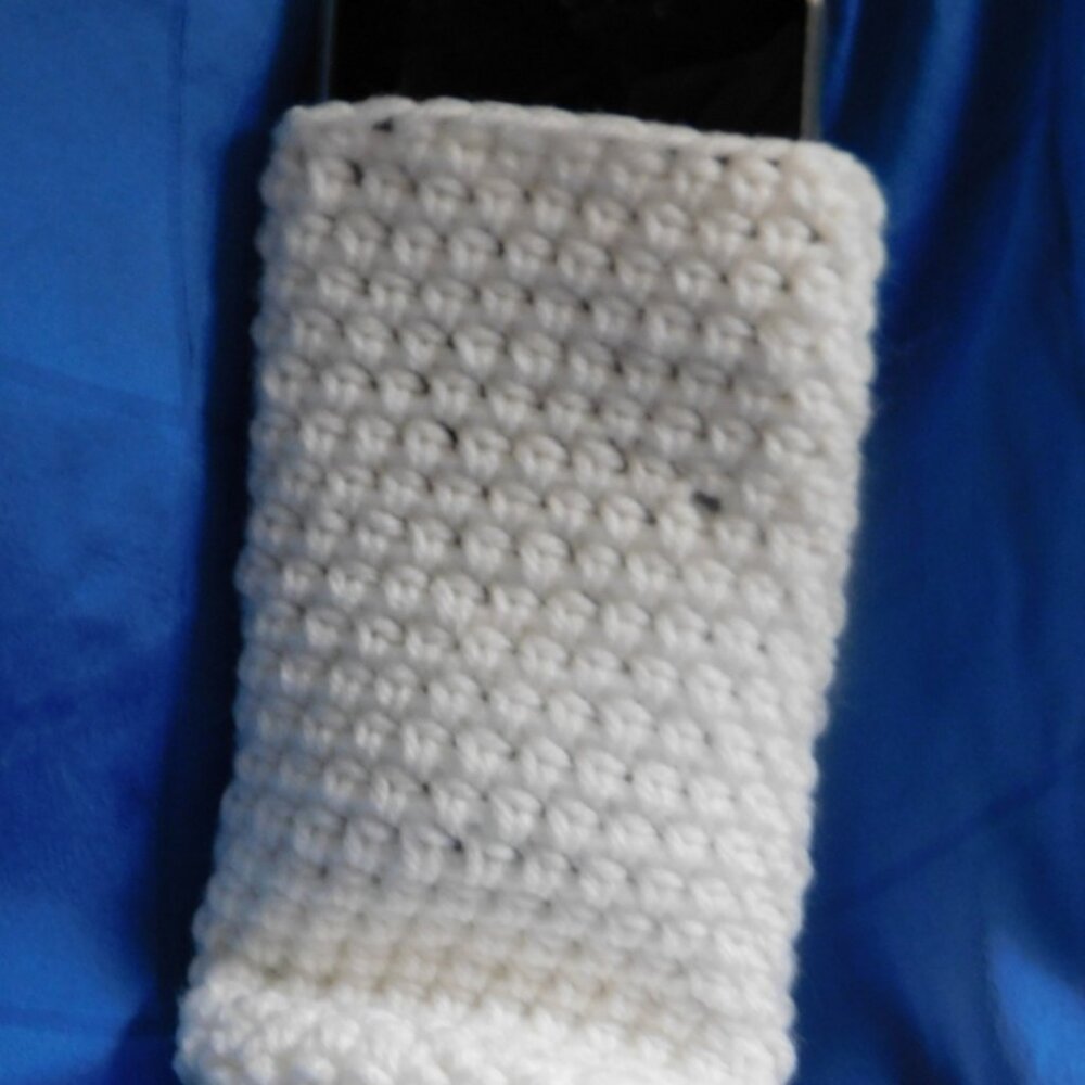 White crocheted cellphone case 4x7 inches